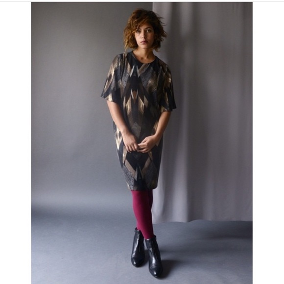 Megshop Flutter sleeve dress - Picture 6 of 6